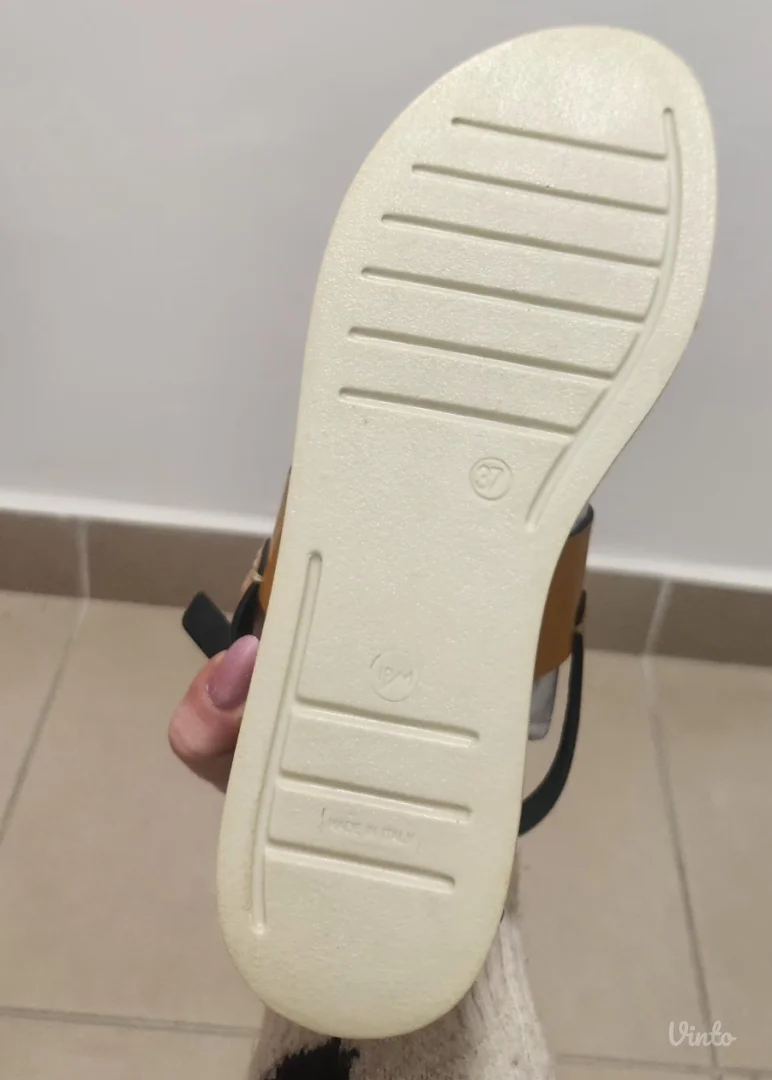 NOVO Carlo Pera Italijanske Kožne Sandale sa Platformom