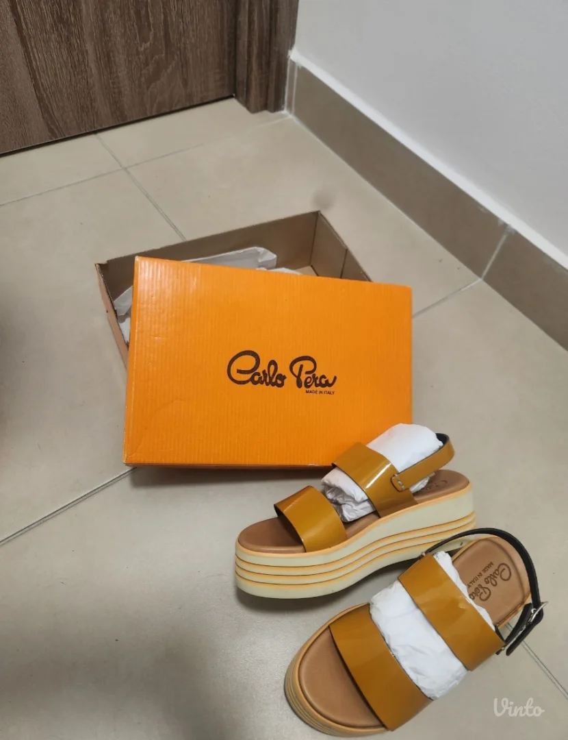 NOVO Carlo Pera Italijanske Kožne Sandale sa Platformom