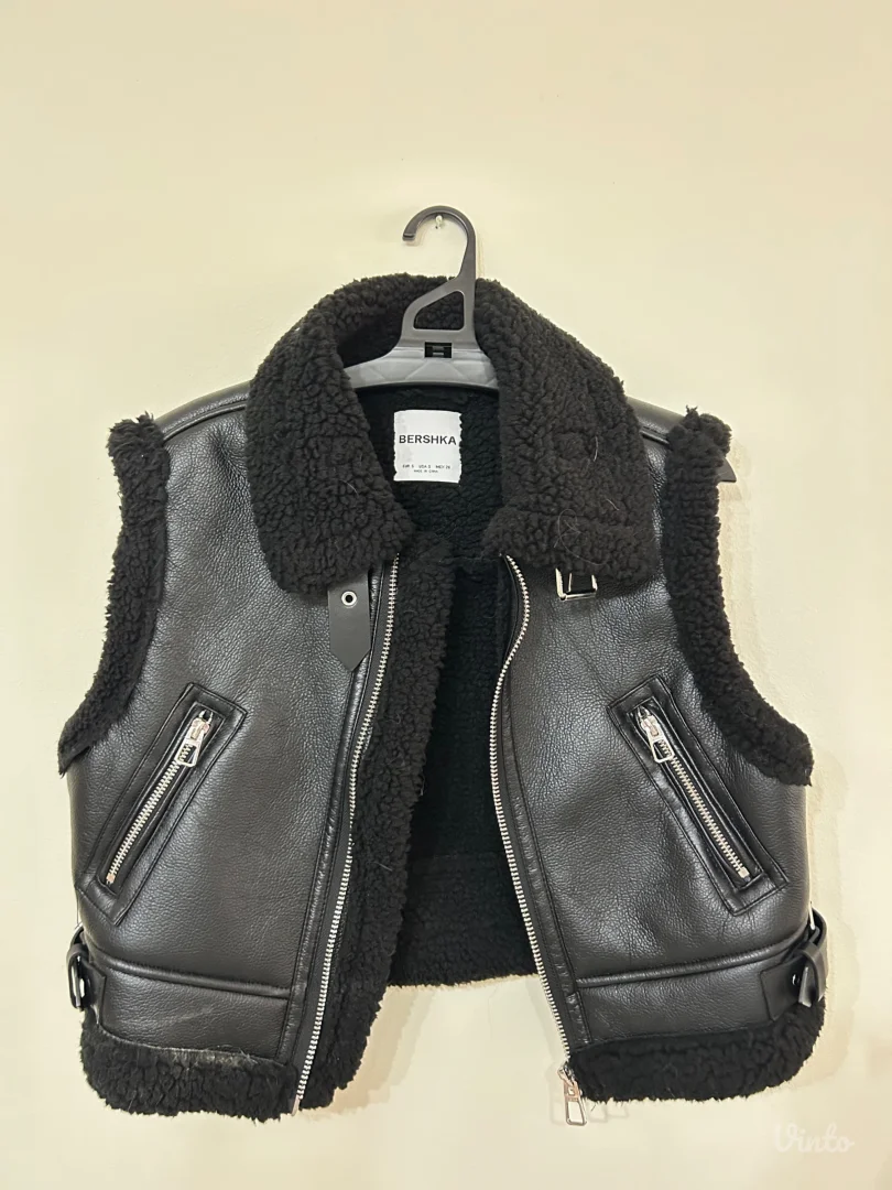 Zenski prsluk bershka