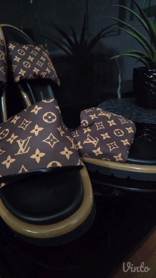 Louis Vuitton papuče