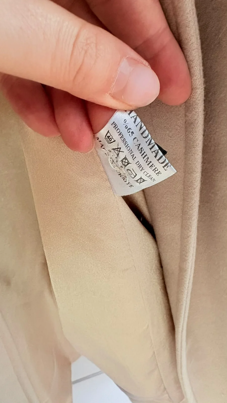 Kaput od kasmira i krzna lisice