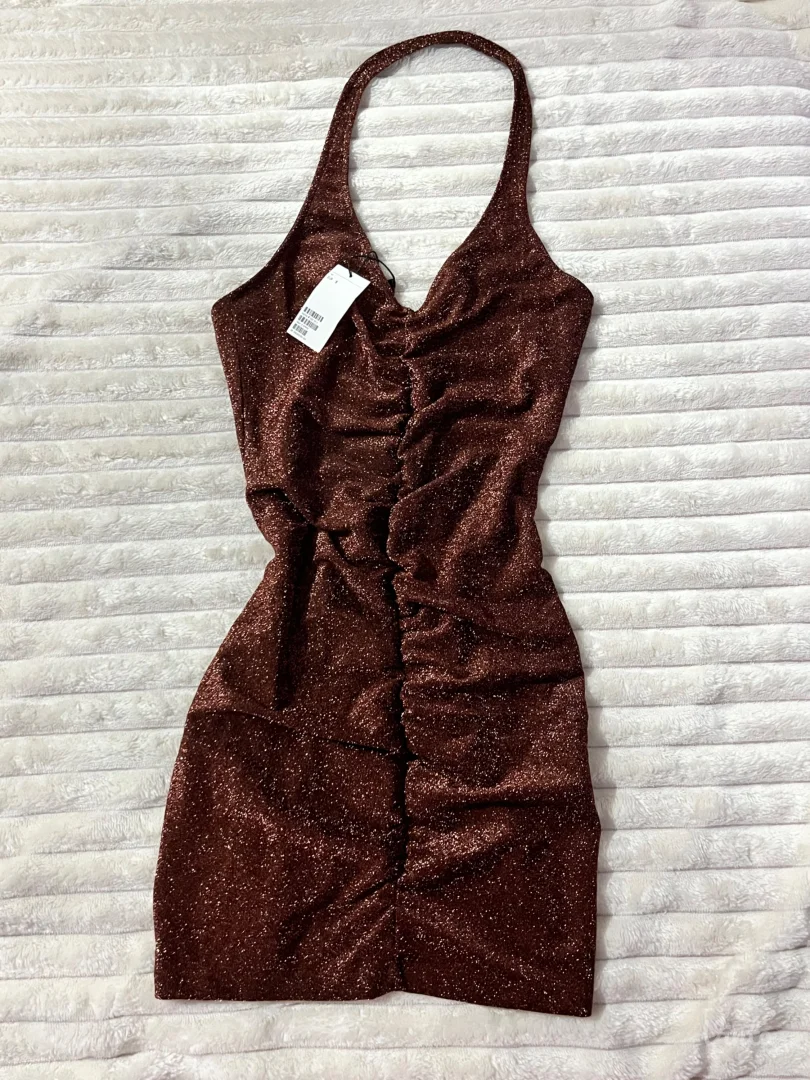 Svecana haljina s etiketom