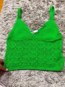Zara skroz nov top