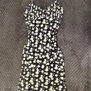 Bershka haljina