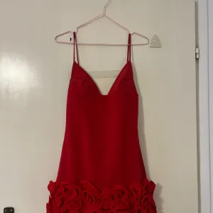 Zara viralna haljina S