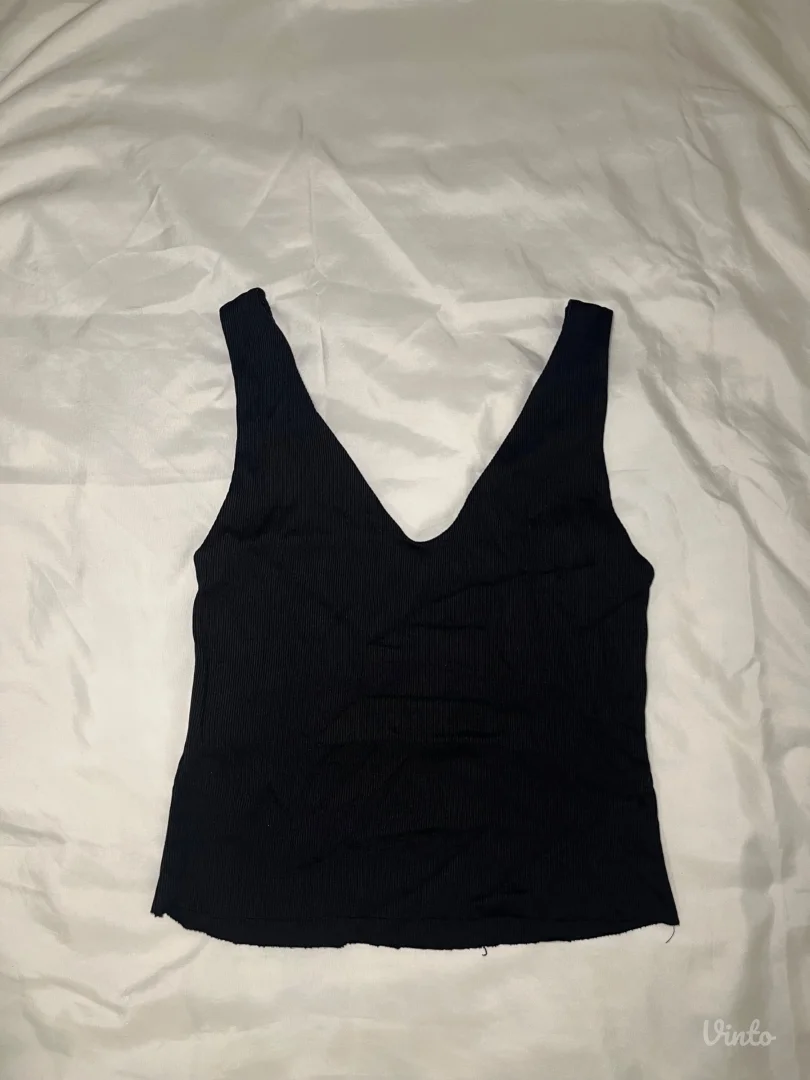 Stradivarius - majica na bretele