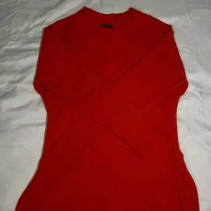 Janina - džemper ženski