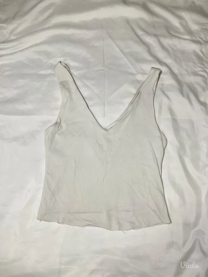 Stradivarius - majica na bretele