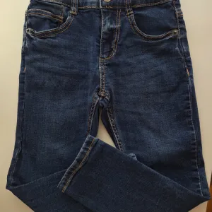 ZARA skinny pant farmerke za decaka, vel. 110