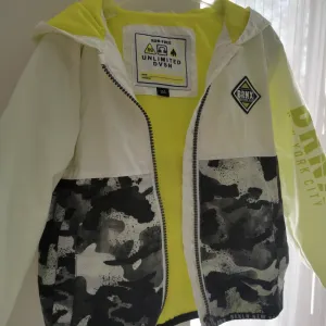 C&A jakna suskavac, vel. 104 NOVA