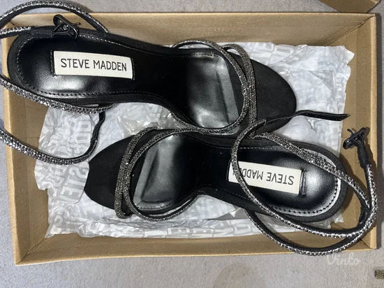 Steve Madden štikle 38
