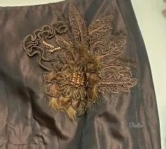 Vintage suknje i korset od svile