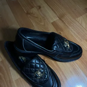 Chanel mokasine