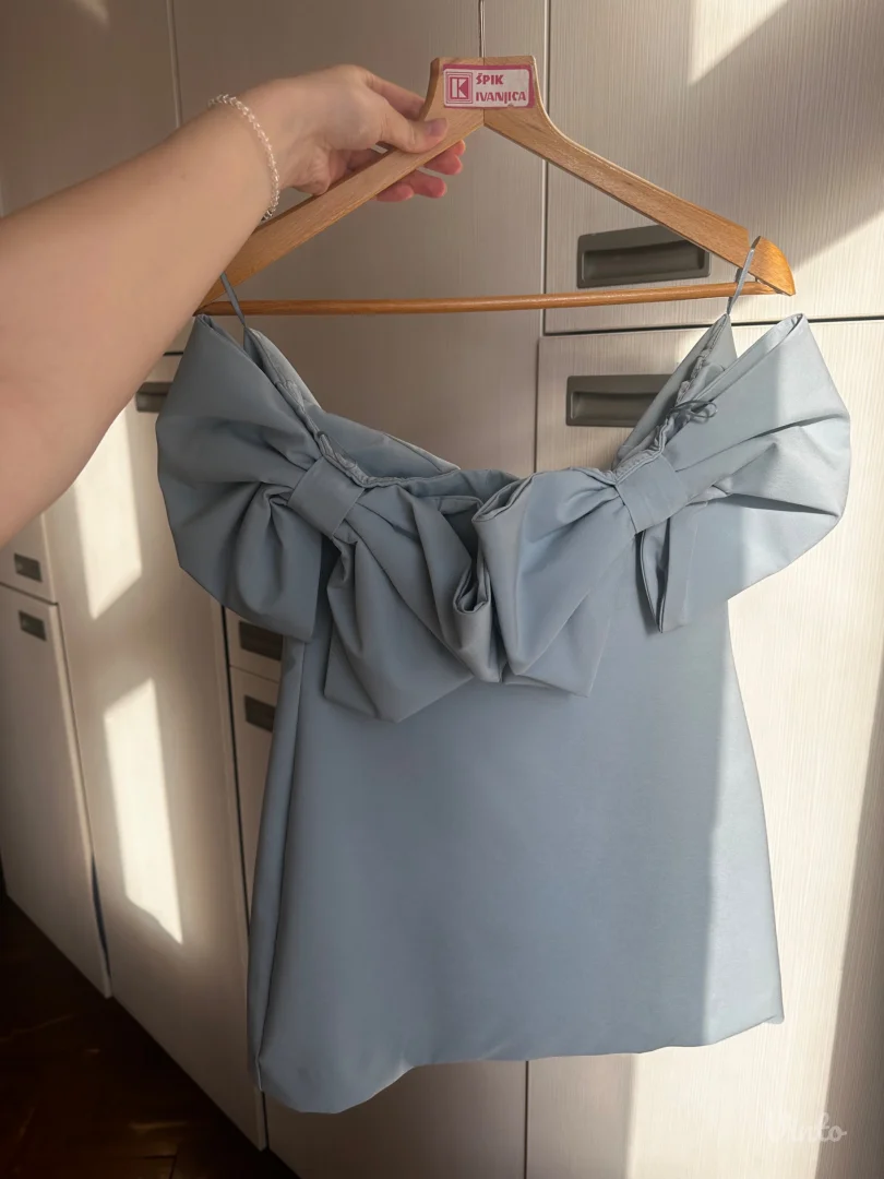 zara mini plava haljina