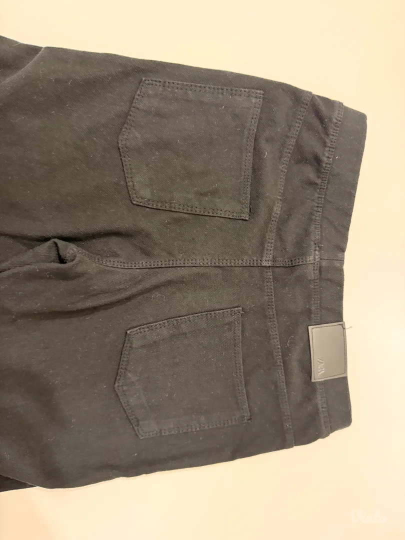 Zara-decije pantalone
