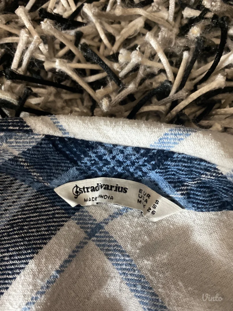 stradivarius jaknica