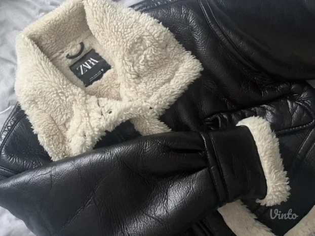 Zara kozna jaknica XS