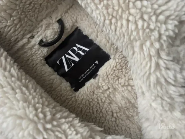 Zara kozna jaknica XS