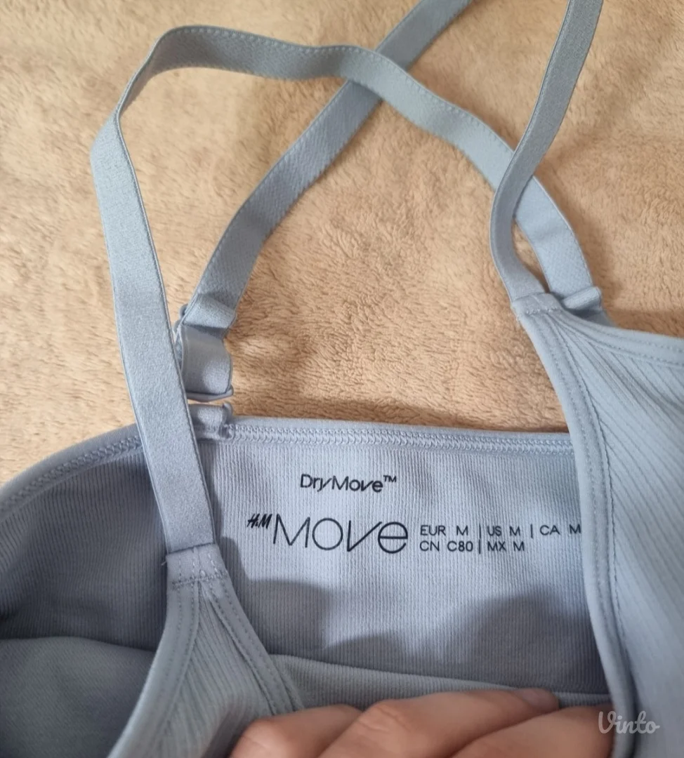 2 H&M topa za trening