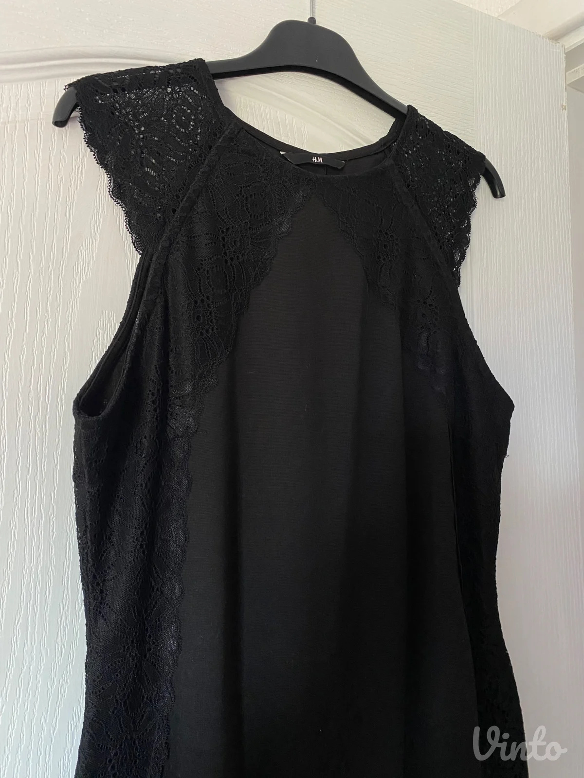 H&M crna haljina