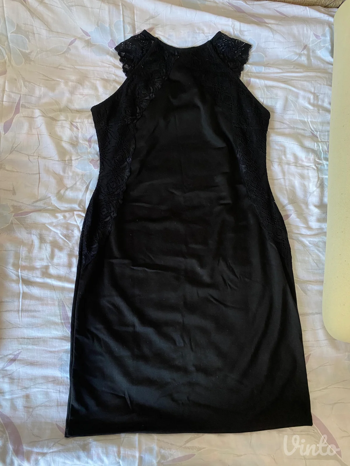 H&M crna haljina