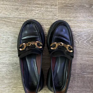 Zara - crne mokasine