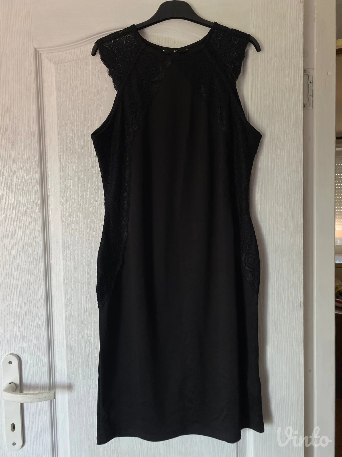 H&M crna haljina