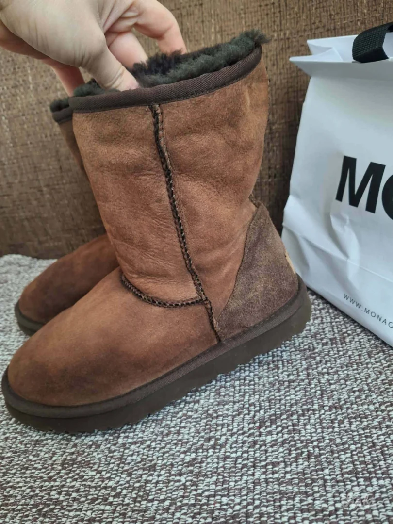 UGG Ženske čizme