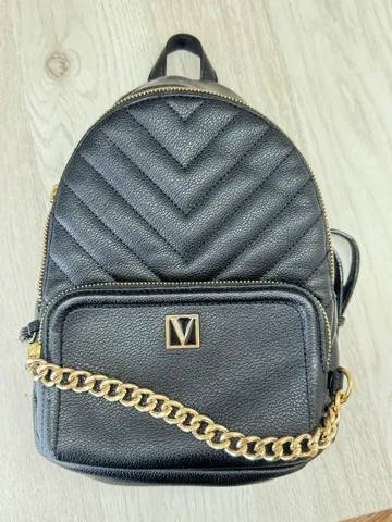 Victoria’s secret ranac