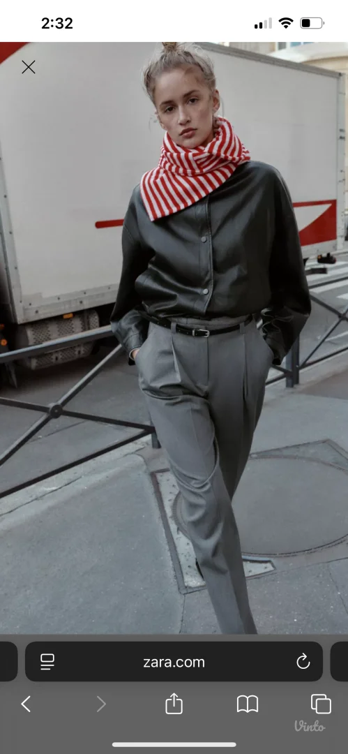 ZARA NOVE pantalone, vel M