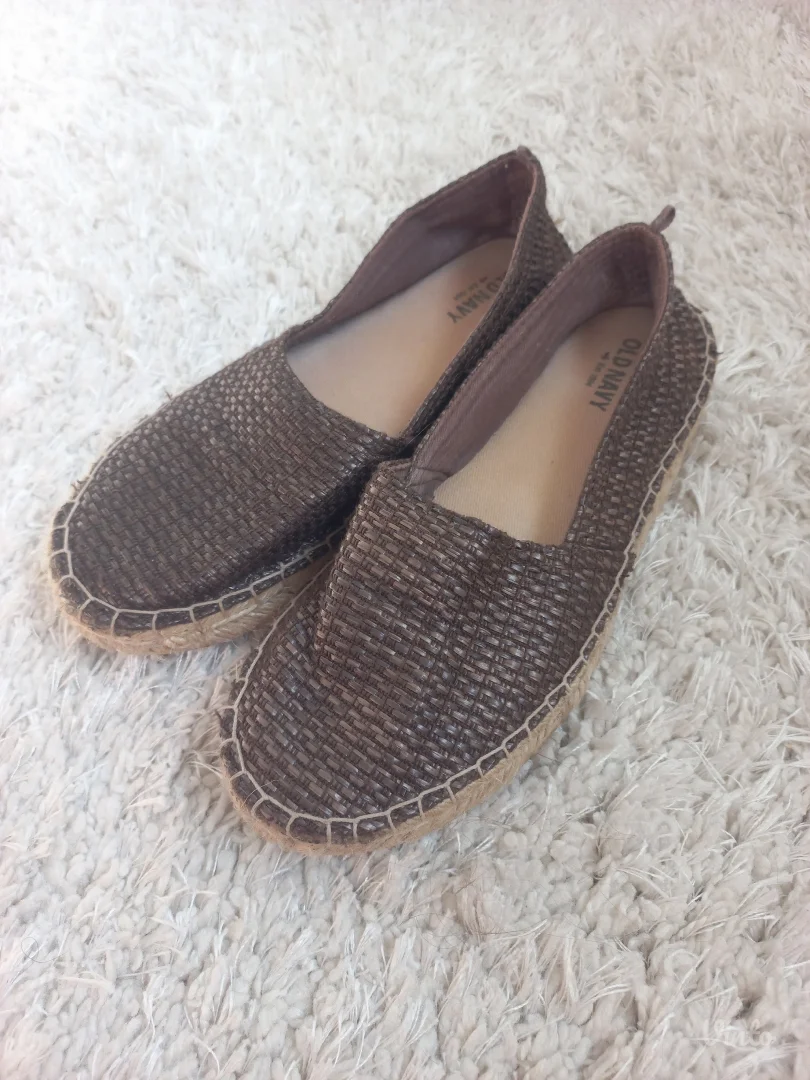 NOVO! Braon espadrile
