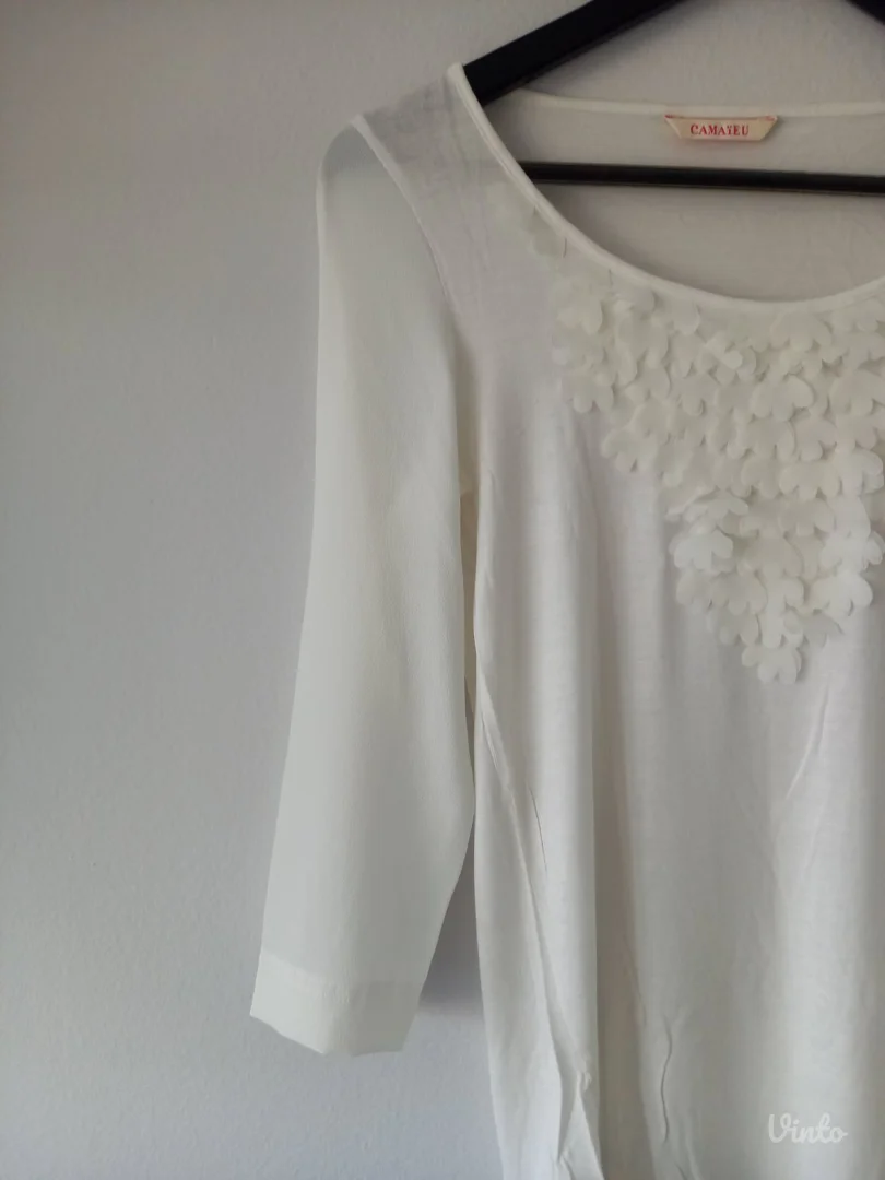 NOVO! Bela bluza