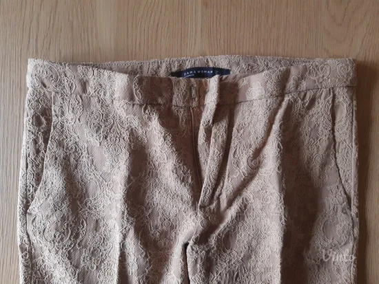 NOVO! Bež pantalone sa šarom
