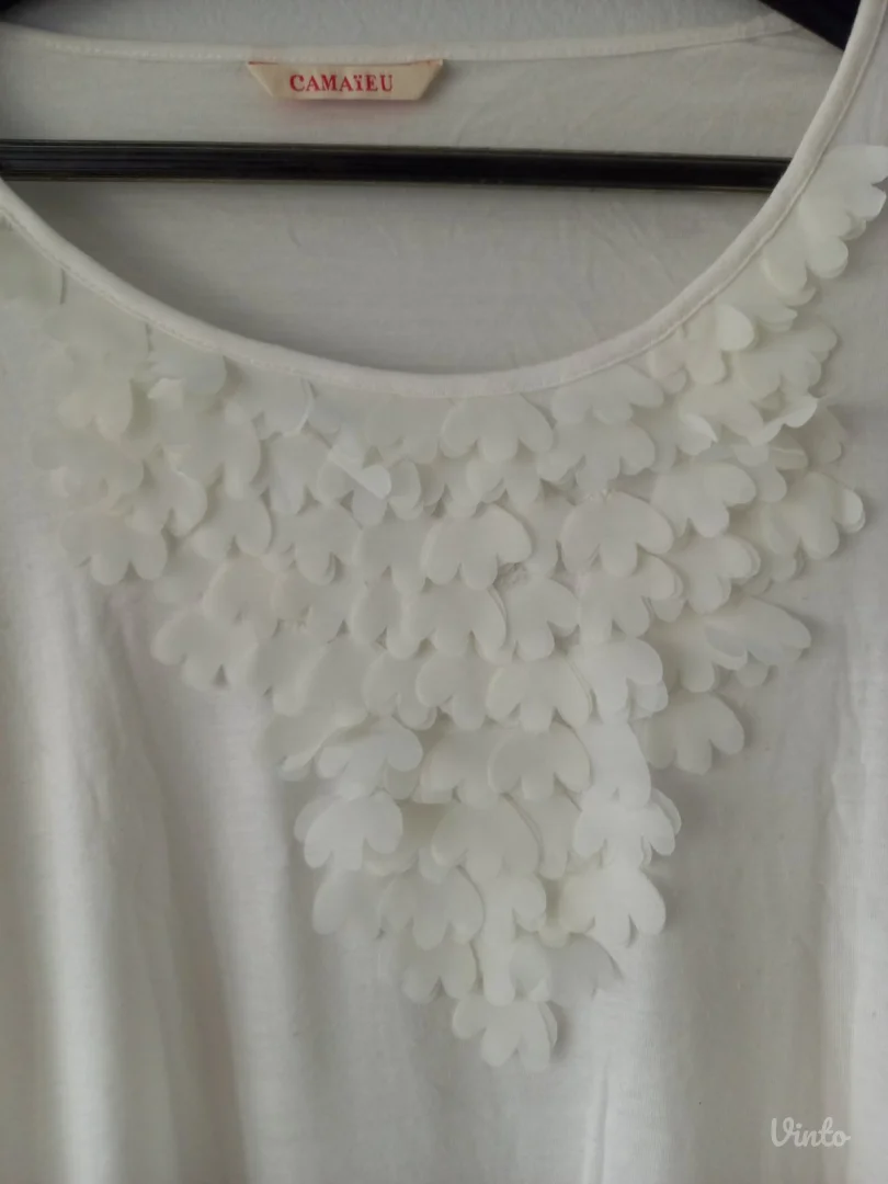 NOVO! Bela bluza