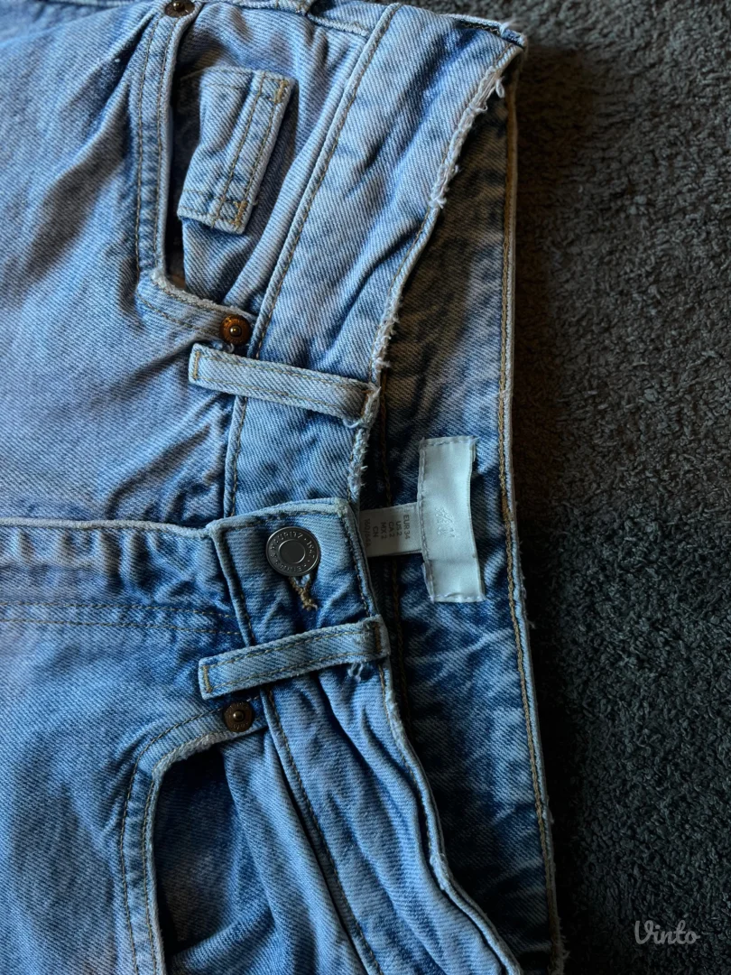 Duboke plave farmerke H&M veličina 34