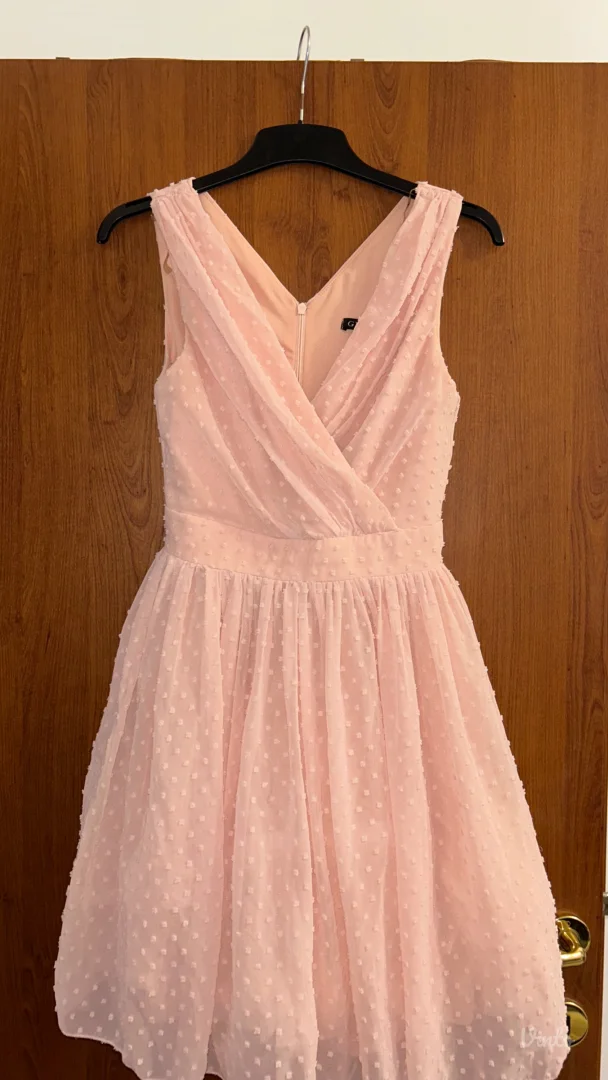 Bombastik svečana haljina