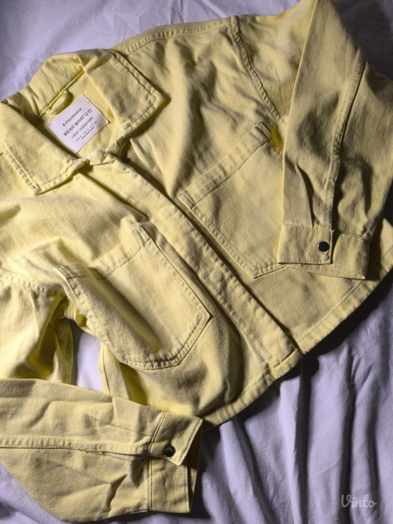 Žuta Stradivarius crop top jaknica/košulja