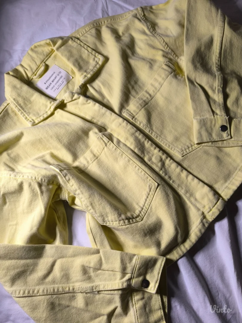 Žuta Stradivarius crop top jaknica/košulja