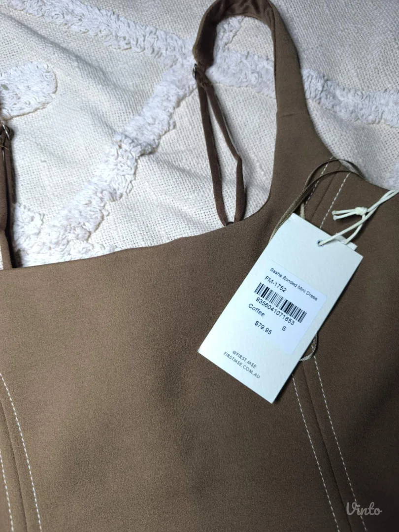 Nova dizajnerska haljina