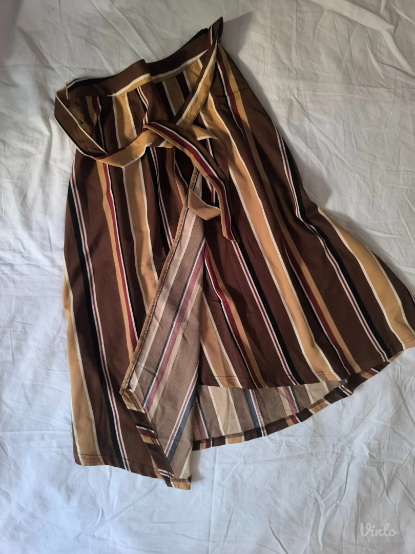 Asimetrična duga suknja