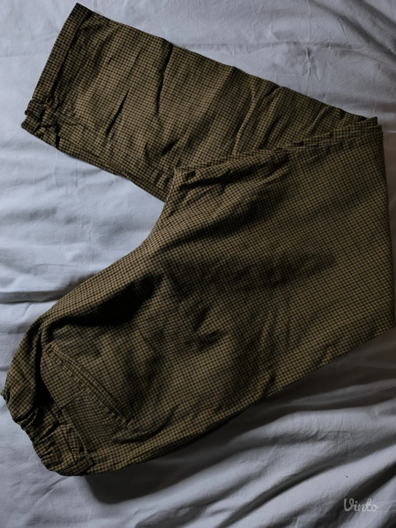 Karirane baggy pantalone