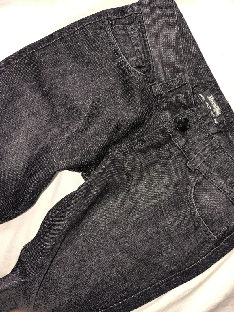 Bershka farmerke sa šljokicama (glitter)