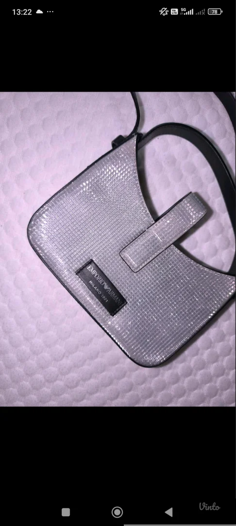 Armani original torbica srebrna