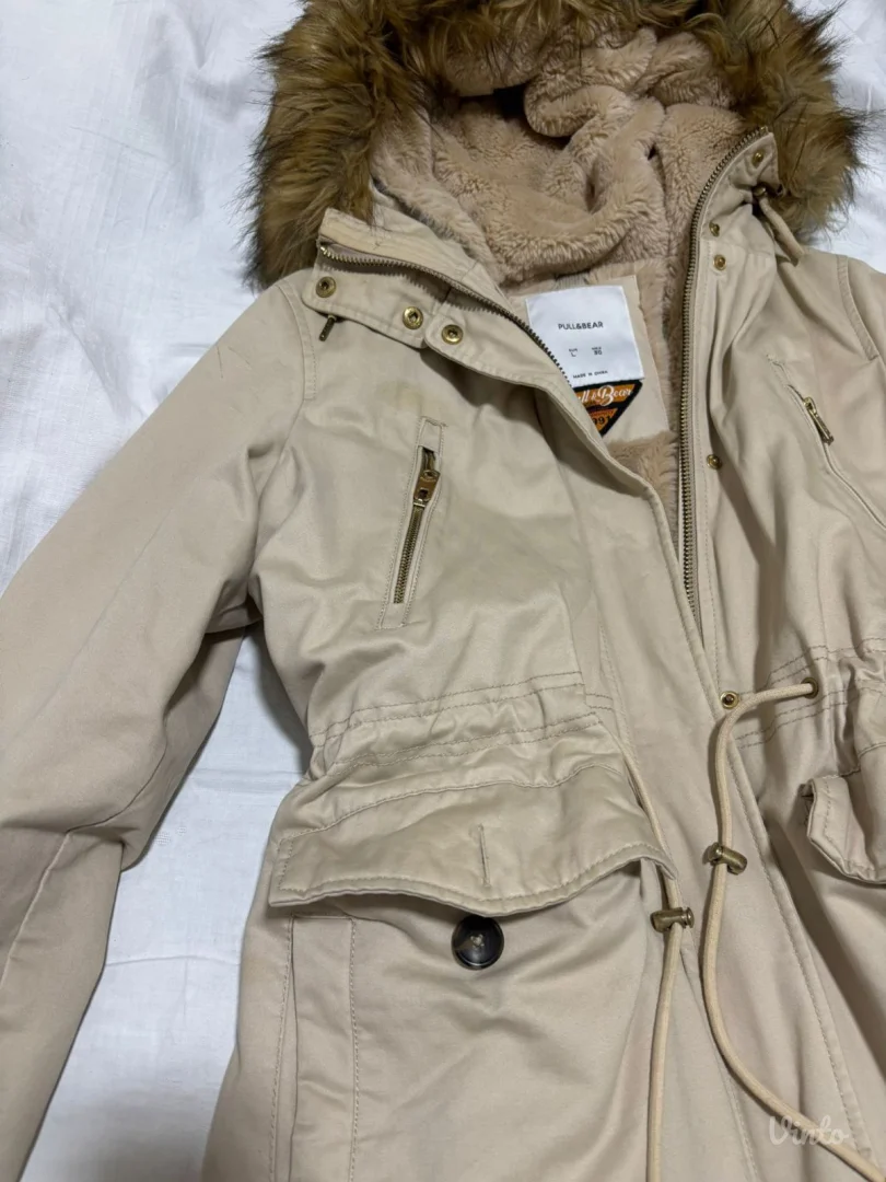 Pull&Bear bež zimska jakna