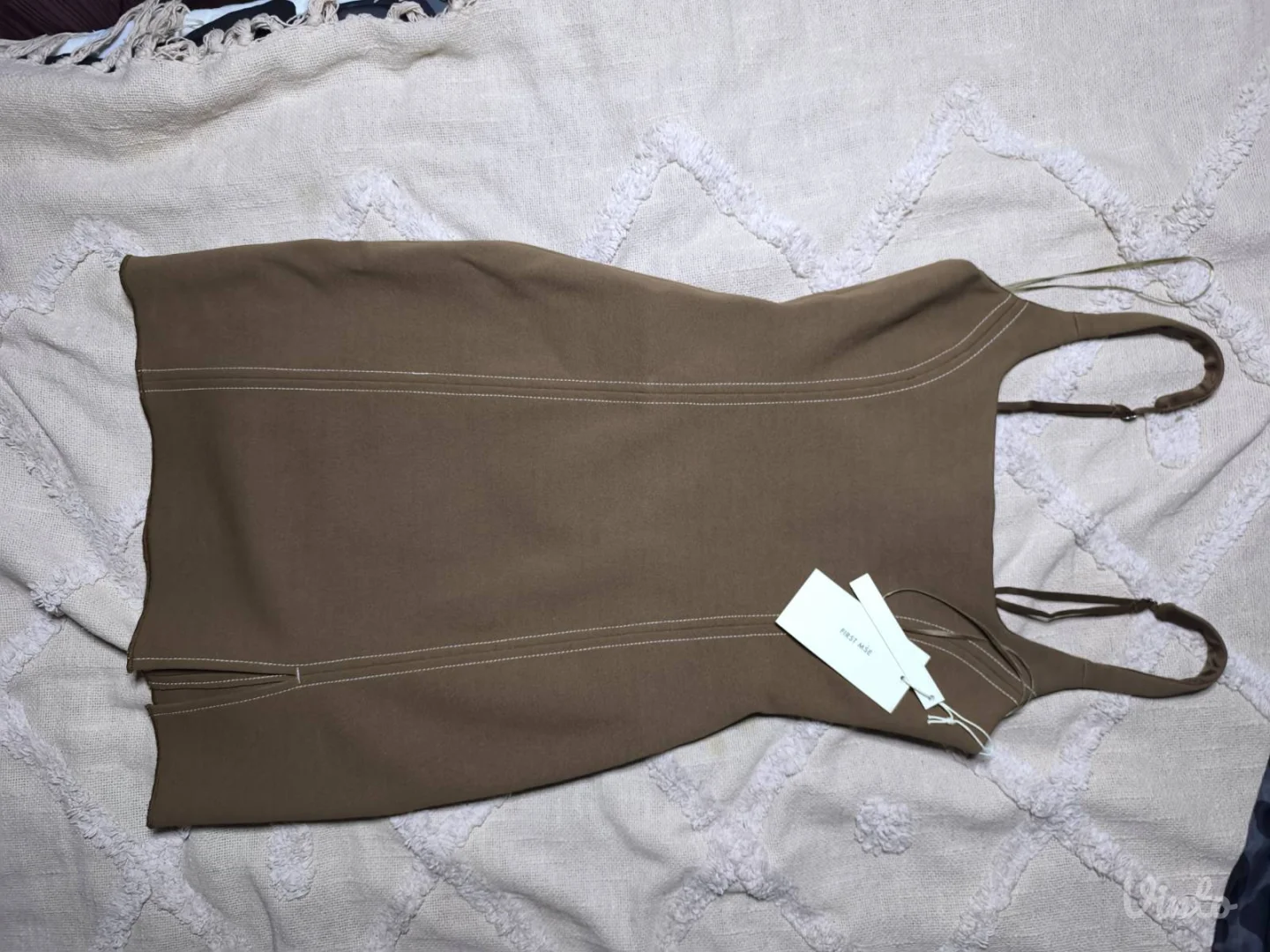 Nova dizajnerska haljina