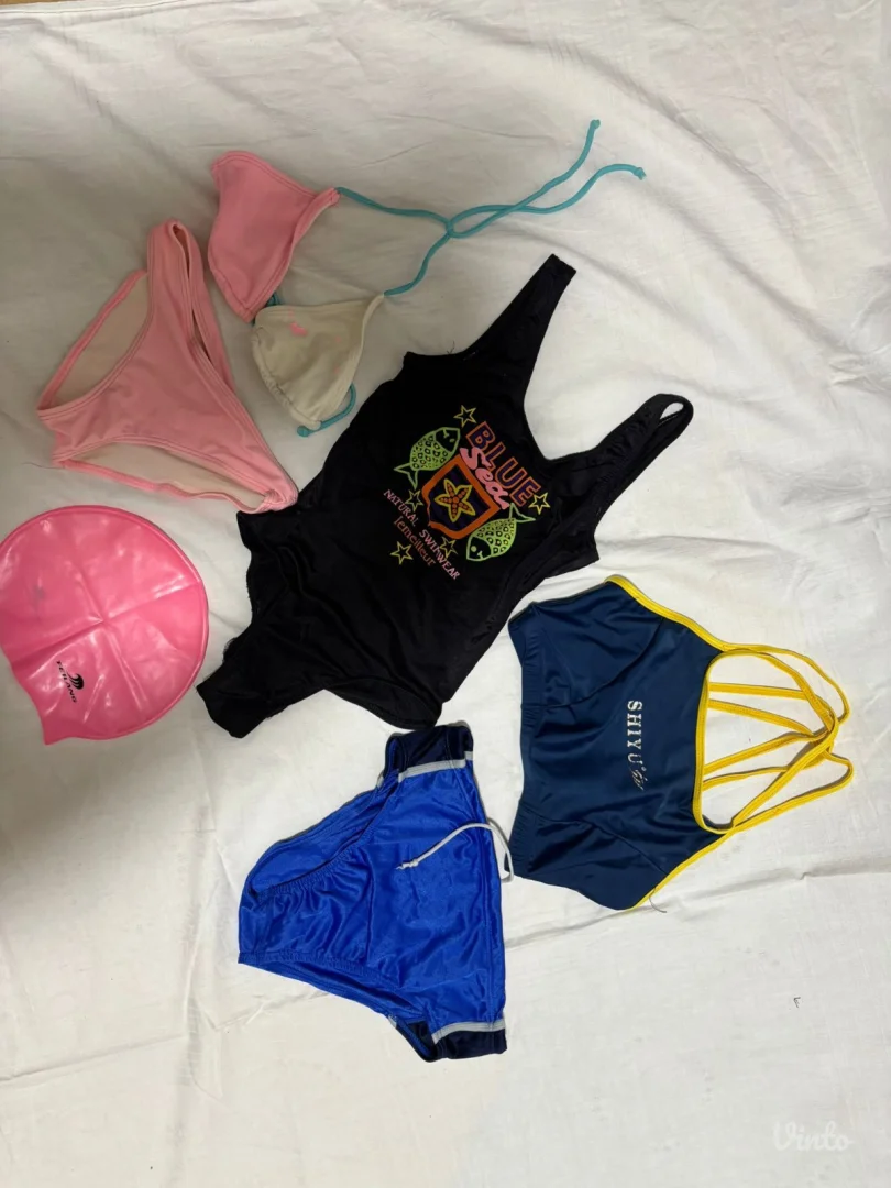 LOT dečijih stvari za kupanje