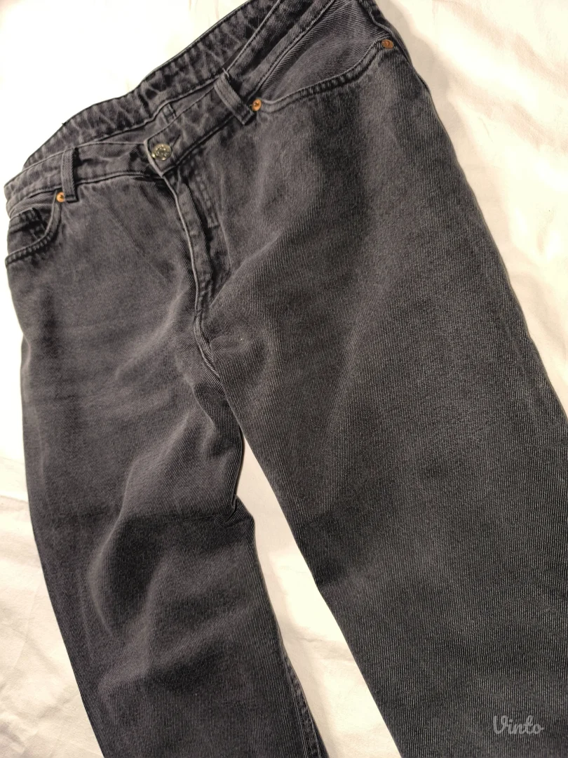 Farmerke "mom jeans"