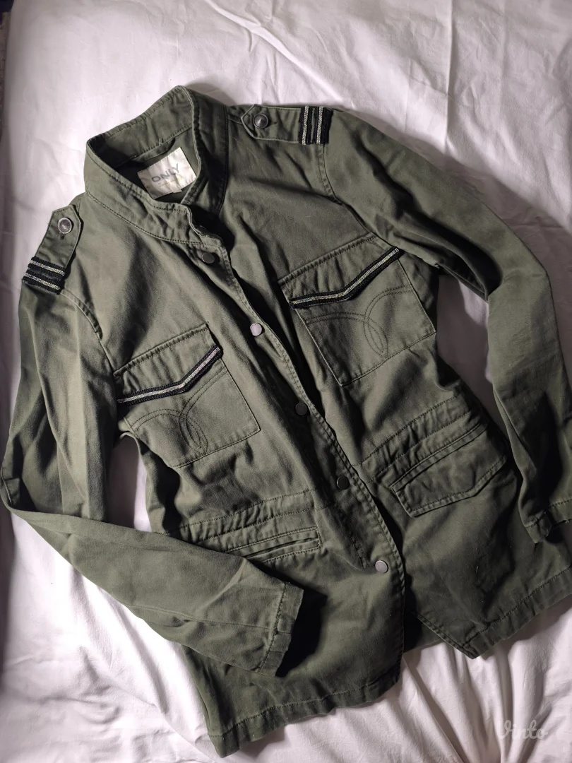 Military jaknica/gornjak