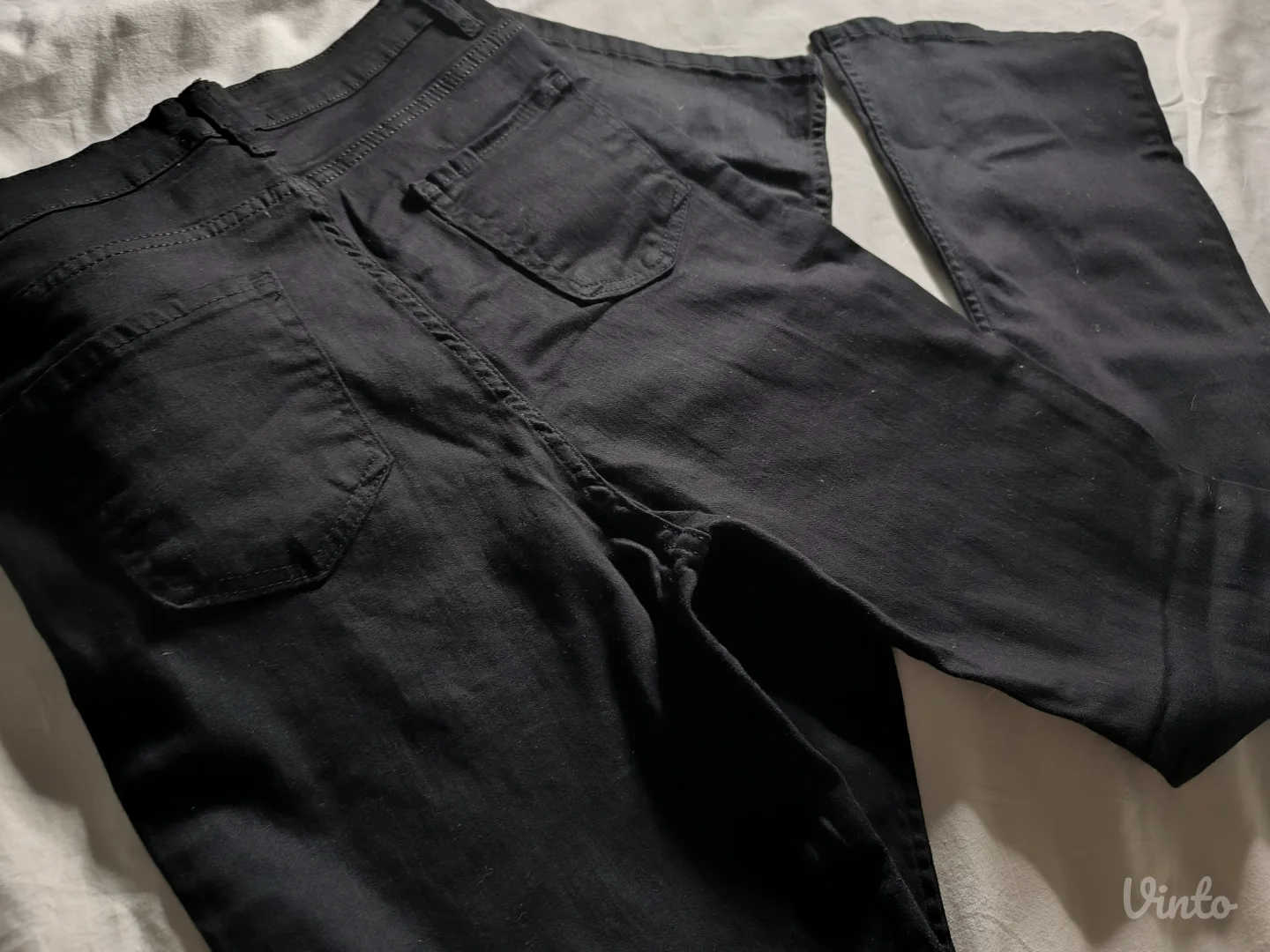 Nove zvoncare sa etiketom