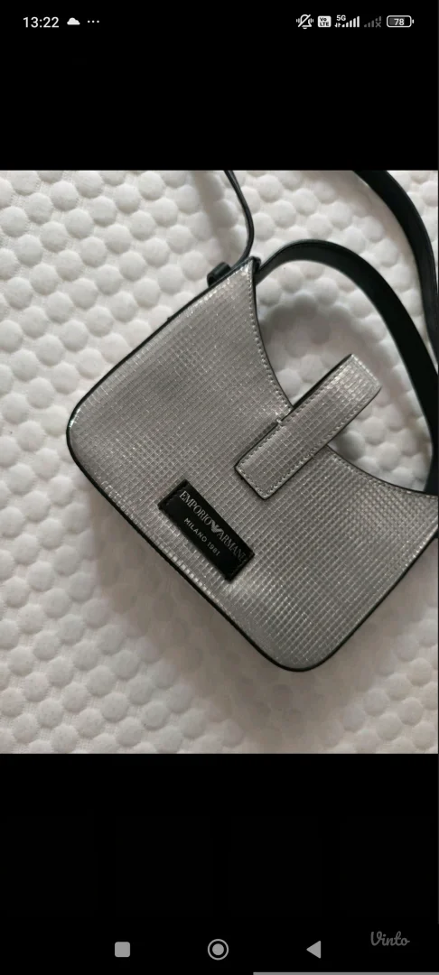 Armani original torbica srebrna